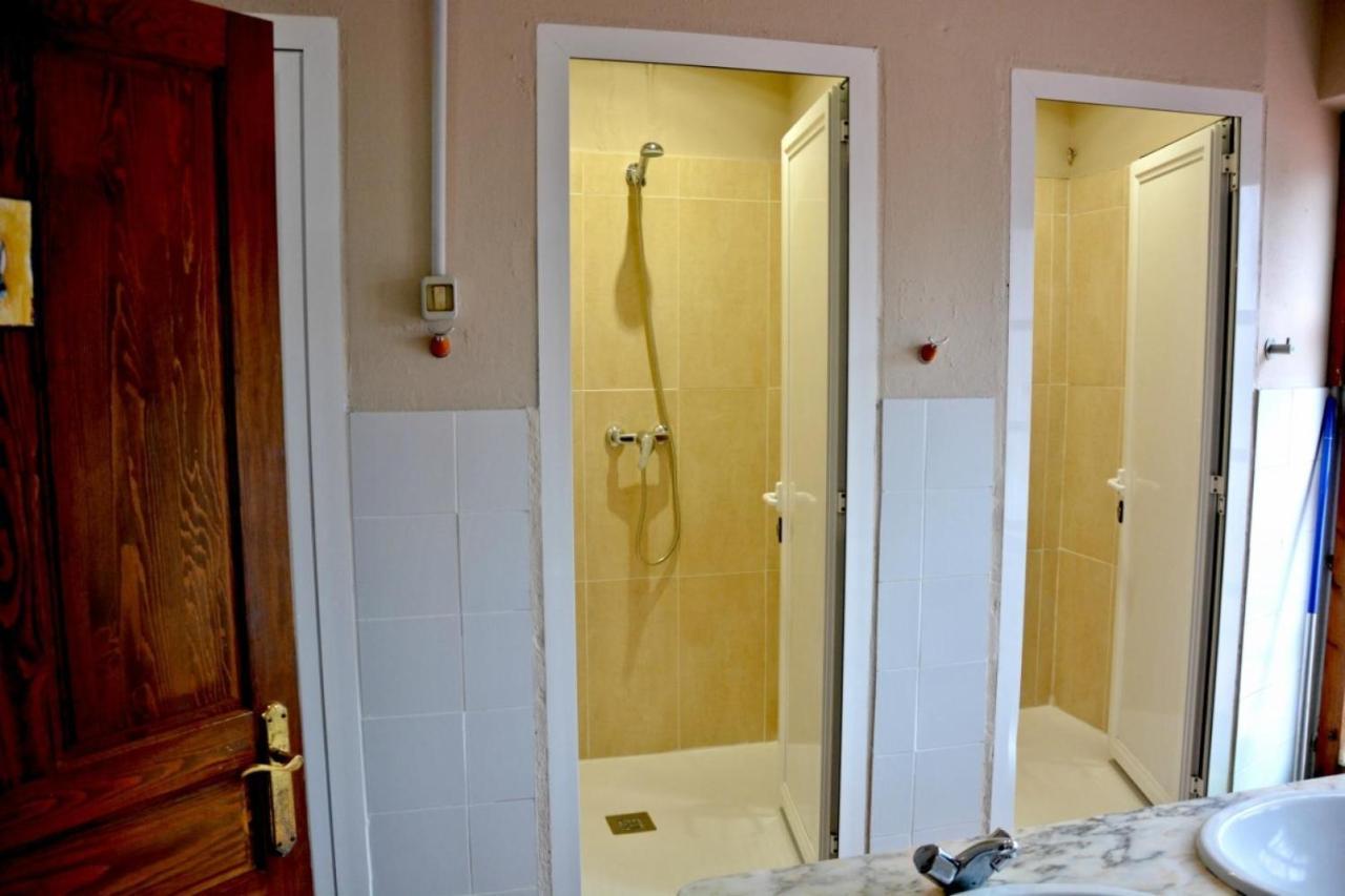 Albergue La Estacion Лянес Екстериор снимка