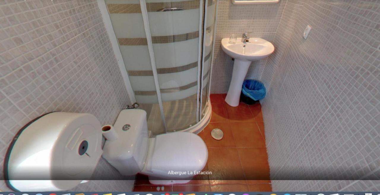 Albergue La Estacion Лянес Екстериор снимка